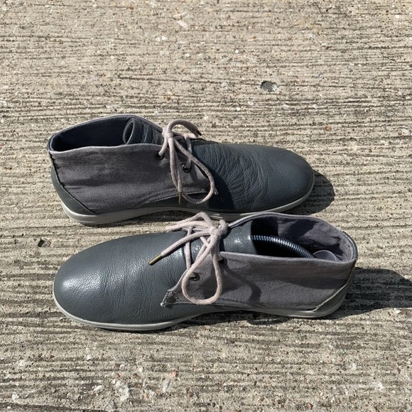 DIESEL “Midtown” (S12-12–ME) Chukka (SZ 10.5) - Picture 7 of 7